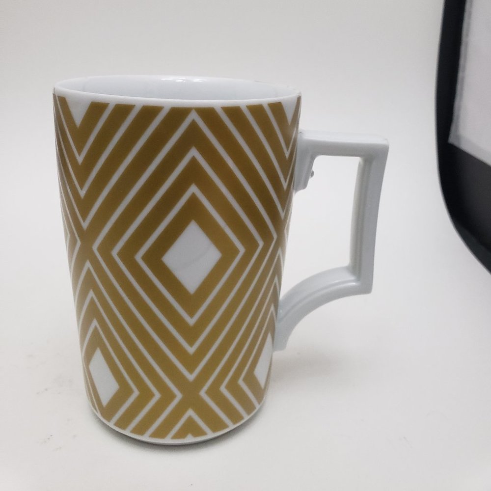 Starbucks white and gold geometric mug